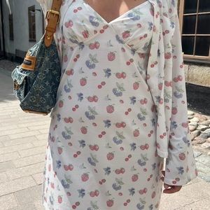 Go slow dress summer berries Djerf Avenue